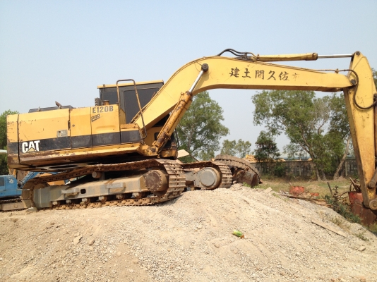 CAT E120