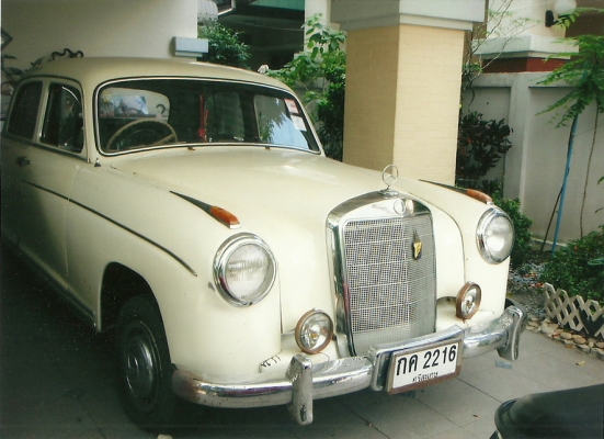 ขายด่วน!!! รถโบราณ Benz 220 ขายด่วน!!! รถโบราณ Benz 220
