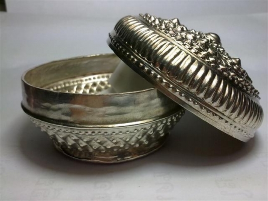 ผอบเงินแท้เล็กเงินสูงครับ