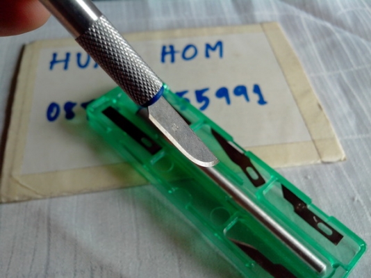 ชุดมีดเปลี่ยนใบมีดได้ คมๆ