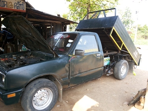 ขายรถกระบะดั้มบรรทุกได้3-4คิวตัน ใช้บรรทุกหินทราย หรือบรรทุกพืชผลกาลเกษต