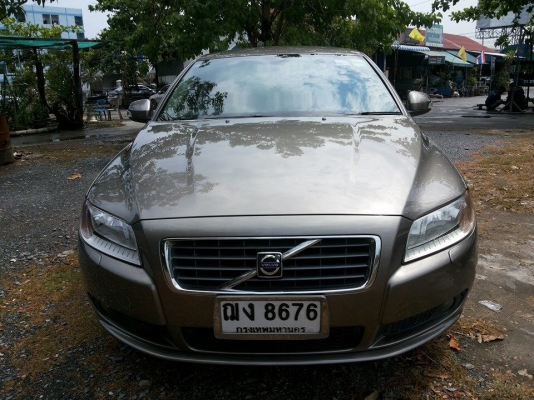 Benz c220 CDi เครื่อง2.2 ดีเชล ประหยัดน้ำมัน รถบ้านสภาพสวยเดิมๆออกห้างมือเดียว