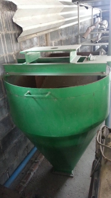 ถังสกรูลำเลียง-ทรงกรวย