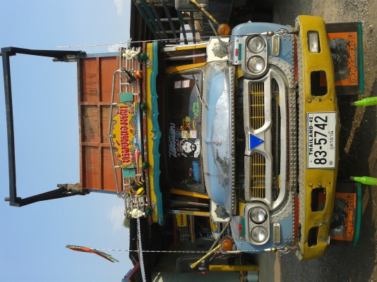 ขายสิบล้อหน้ายาว3คันไม่แบ่งขาย