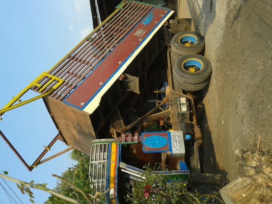 ขายสิบล้อหน้ายาว3คันไม่แบ่งขาย