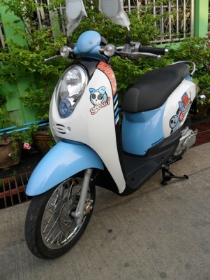 Honda Scoopy I Vividme สีฟ้าขาว รถปี54 เครื่องเดิมฟิตๆ Honda Scoopy I Vividme สีฟ้าขาว รถปี54 เครื่องเดิมฟิตๆ