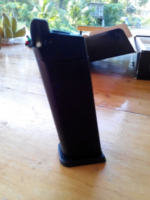 ปืนเเก๊ส G.23 ยิงไปเเค่ 2-3วันเบื่อมันไม่ค่อยดียิงติดนิดๆหน่อยๆ