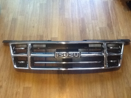 ขายกระจังหน้า d max