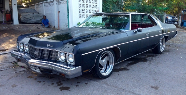 รถอะเมริกันสวยๆคันยาวยาว 0813101961/1/4/2557 E20YJP