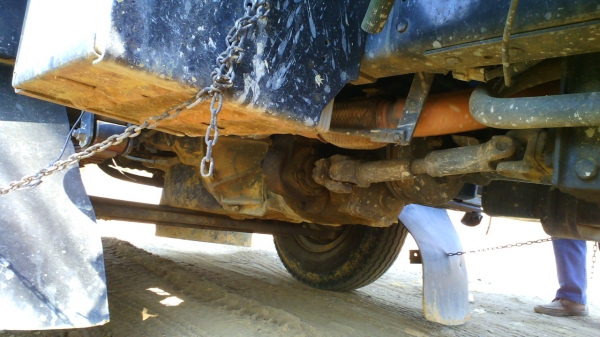 หกล้อ มิตซูบิชิ เครือ่ง ๑๑๐ แรงม้า รถจดทะเบียนปี ๔๖ ติดเครนทาดาโน่ ๓ ตัน อย่างดี จัดไฟแน๊นซ์ได้มากถึง 260,000 บาท หลุดมัดจำ.