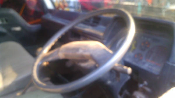 หกล้อ มิตซูบิชิ เครือ่ง ๑๑๐ แรงม้า รถจดทะเบียนปี ๔๖ ติดเครนทาดาโน่ ๓ ตัน อย่างดี จัดไฟแน๊นซ์ได้มากถึง 260,000 บาท หลุดมัดจำ.