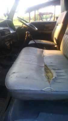 หกล้อ มิตซูบิชิ เครือ่ง ๑๑๐ แรงม้า รถจดทะเบียนปี ๔๖ ติดเครนทาดาโน่ ๓ ตัน อย่างดี จัดไฟแน๊นซ์ได้มากถึง 260,000 บาท หลุดมัดจำ.