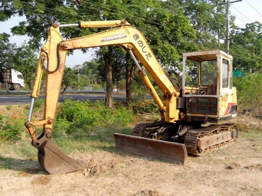 ขายรถแม็คโครเล็ก Yanmar รุ่น 60 สภาพดี