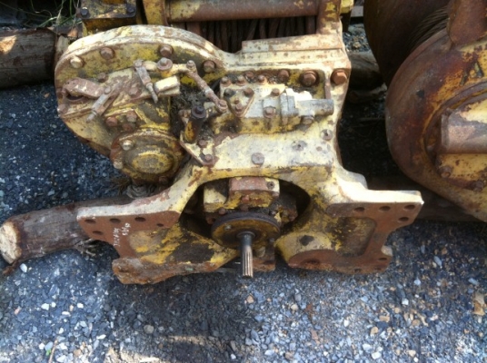 ขายวินส์ติดท้ายรถแทรกเตอร์ d4 /d6