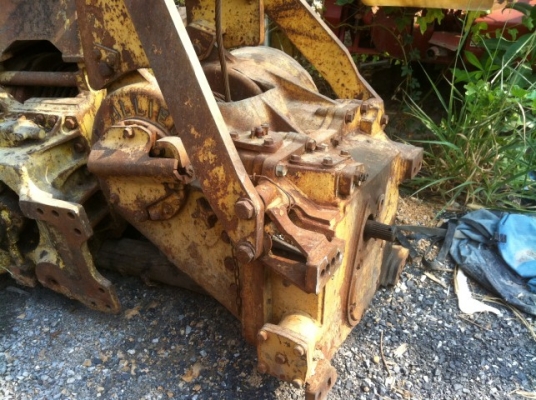 ขายวินส์ติดท้ายรถแทรกเตอร์ d4 /d6