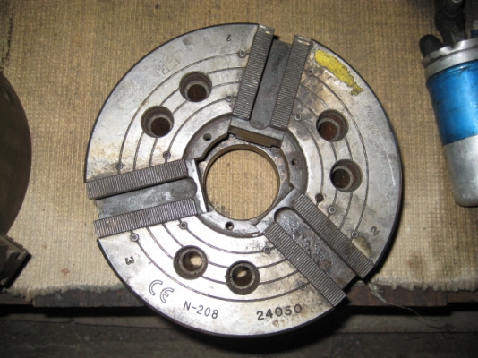 ขายหัวจับ cnc สภาพแน่น ตามรูป 3,500