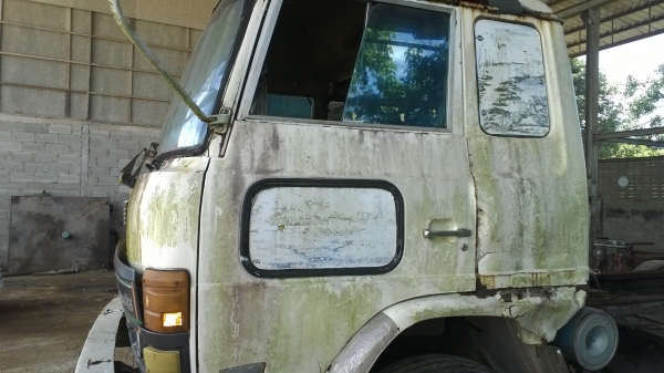 FL176 ของดีสีไม่สวย เครื่อง185แรงHO7C รถเดิมๆขายตามสภาพ หัว-คัสซี..มีเล่มทะเบียน..