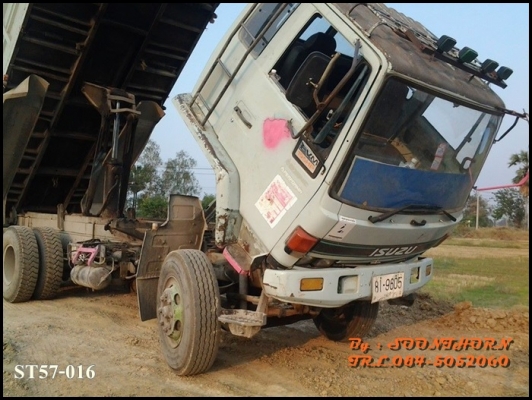 ขายด่วน รถบรรทุก 10 ล้อดั้ม ISUZU ROCKY 195 แรง นางฟ้าแท้ ดั้ม  สภาพพร้อมใช้งาน ราคาสุดคุ้ม