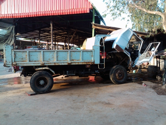 ขายรถดั้มยาง900 เครื่อง EH700 ปั้มลม เบลคจิ๊ฟฟี่ พวงมาลัย POWER แชชซีใหญ่สวยๆเลยครับ(รถKRหัวลิงรอรูปครับ)