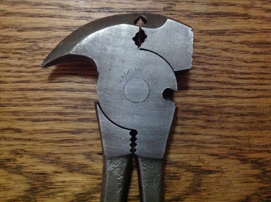 ขายคีมตัดลวดหนามเอนกประสงค์โบราณ ของอังกฤษ