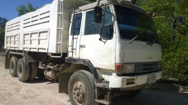 FUSO FN527M-27477 10ล้อดั้ม รถดี แห้ง คัสซีสวยมาก เครื่องสวย แห้ง...