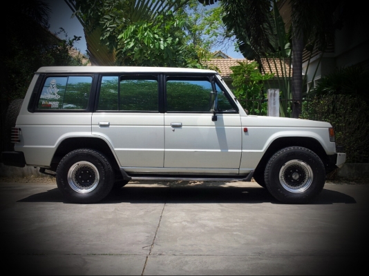 ขาย Pajero เหลี่ยม 4D56 Turbo Inter เกียร์ Auto