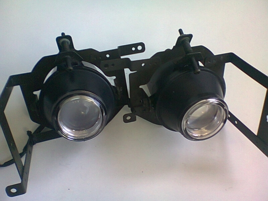 ไฟโปรเจคเตอร์ตัดหมอก