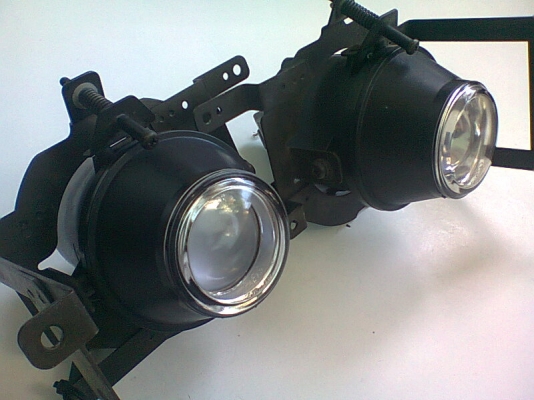 ไฟโปรเจคเตอร์ตัดหมอก