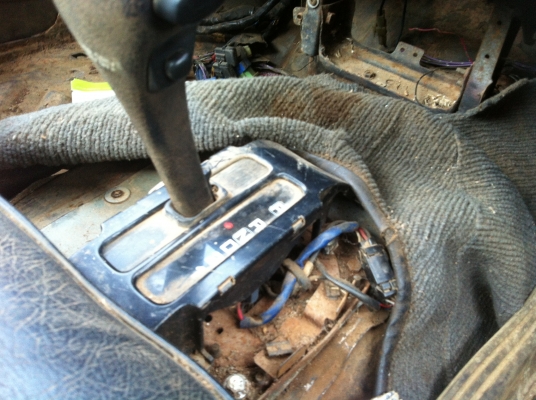 เครื่องพร้อมเกียร์ nissan RB20 T อุปรณ์ติดเครื่องครบ กล่อง ยันคอมแอร์ เครื่องพร้อมเกียร์ nissan RB20 T อุปรณ์ติดเครื่องครบ กล่อง ยันคอมแอร์