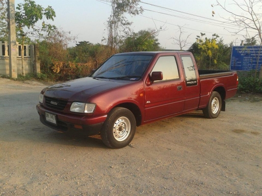 Isuzu ปี98 ราคา185000 บาท รถบ้านๆสวยๆพร้อมใช้งาน ครับ