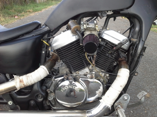 Honda Steed400cc.หน้าแต่งสปิงเกอร์ ยางหลังขอบขาว คาร์บูเดี่ยวยุ่นแท้