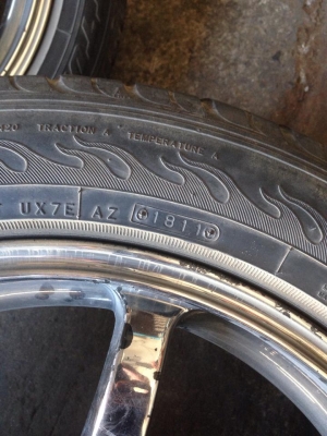 ขายล้อ RG-2 ขอบ20 6รู กว้าง9.5 พร้อมยาง  ปี11  ถูกๆครับ 17000.-