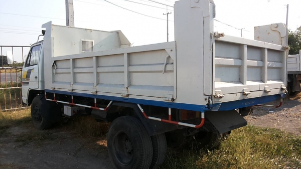 ***ขายแล้วครับขอบคุณ Truck2hand ขาย6ล้อดั๊มดินสวยๆ ISUZU 115 ห้างแท้ตัวแรกปี33 (คัสซี7xxx) เกียร์ยาว เครื่อง4BD1 115เครื่องดี แน่นแรง ช่วงล่างFหลัง หน้า6น็อต คัสซีดีสวยไม่ปะไม่ดาม กระบะดั๊มเหล็ก3.60ม.สภาพสวยพื้นสวยข้างสวย ดั๊มยิงหลัง หัวเก๋งสวยภายในดีคอนโ ***ขายแล้วครับขอบคุณ Truck2hand ขาย6ล้อดั๊มดินสวยๆ ISUZU 115 ห้างแท้ตัวแรกปี33 (คัสซี7xxx) เกียร์ยาว เครื่อง4BD1 115เครื่องดี แน่นแรง ช่วงล่างFหลัง หน้า6น็อต คัสซีดีสวยไม่ปะไม่ดาม กระบะดั๊มเหล็ก3.60ม.สภาพสวยพื้นสวยข้างสวย ดั๊มยิงหลัง หัวเก๋งสวยภายในดีคอนโ