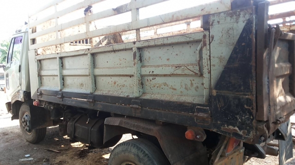 ***ขายแล้วครับขอบคุณ Truck2hand ขาย6ล้อดั้ม HINO KM777 117แรง เครื่องเดิมเกียร์เดิม WO4D 117แรง เครื่องดี แรงดี ไม่เยิ้ม ช่วงล่างF หน้าHINO หลังF ISUZU คัสซีสวยเดิม ไม่ปะไม่ดาม ไม่บวม กระบะดั้มเหล็ก 5ตัน 3.80 ม. ยิงหน้า สภาพดี พื้นโอเค ข้างดี มีผุนิดๆ มีค ***ขายแล้วครับขอบคุณ Truck2hand ขาย6ล้อดั้ม HINO KM777 117แรง เครื่องเดิมเกียร์เดิม WO4D 117แรง เครื่องดี แรงดี ไม่เยิ้ม ช่วงล่างF หน้าHINO หลังF ISUZU คัสซีสวยเดิม ไม่ปะไม่ดาม ไม่บวม กระบะดั้มเหล็ก 5ตัน 3.80 ม. ยิงหน้า สภาพดี พื้นโอเค ข้างดี มีผุนิดๆ มีค