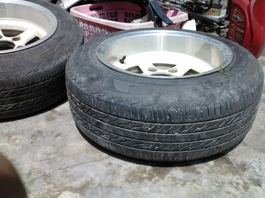 ขายแม็ก เรโทร ออฟ กว้าง8นิ้ว 6รูครับ รวมยางครับ ยาปี10