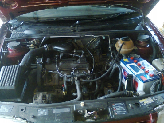 ขายครับ เก๋งโฟร๋คเวนโต้ 1.8 เครื่อง เบนซิน ปี 94 รถพร้อมใช้งานครับ