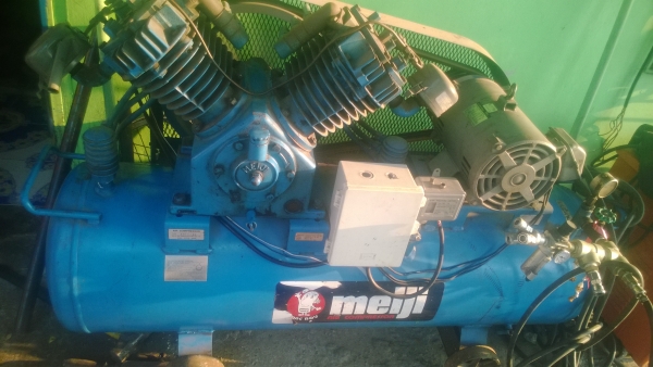 ปั้มลม4สูบ 7.5แรง MEIJI OSAKA JAPAN