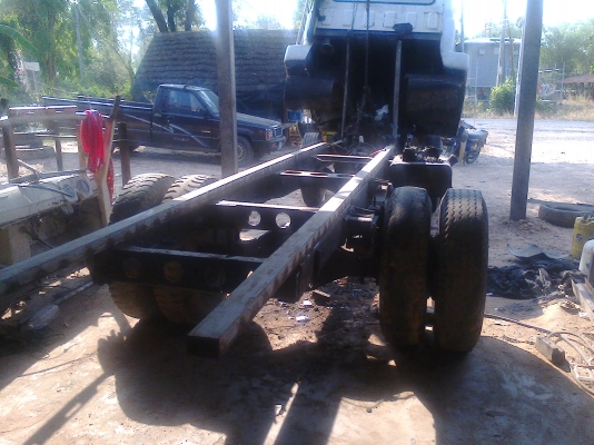 รับ ต่อเทลเลอร์บรรทุก รถแบคโฮ ทุกขนาด รถเกี่ยวข้าว