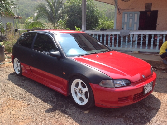 ขายCivic 3Door ลงเครื่อง Vtec 1600 CC พร้อมขับหล่อๆ เที่ยวสงกรานต์