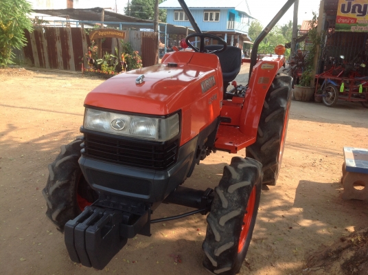 ปัญญาแทรคเตอร์มาแล้ว...จัดมาให้ครับ คูโบต้า L3408 ตัวเปล่า