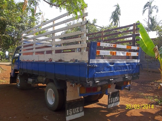 ขาย6ล้ออิซูซุเอกสารพร้อมโอน