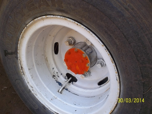 ขาย6ล้ออิซูซุเอกสารพร้อมโอน