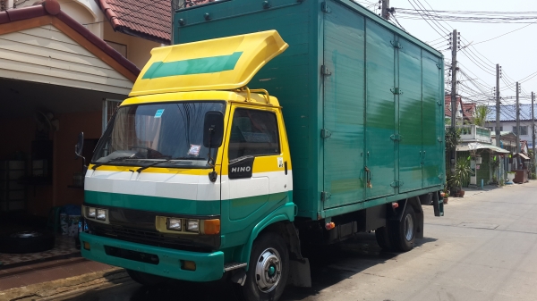 มาอีกแล้วครับ HINO FC 2WHLA 120แรง 5.5เมตร ห้างแท้ ยางเลเดี้ยน6เส้นเต็ม แอร์หนาว  เครื่องแน่น คัซซีกริ๊บ