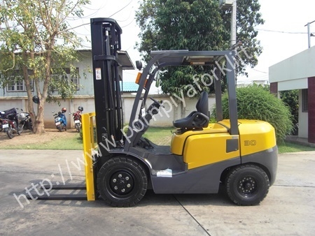 จำหน่ายรถ Forklift TCM FHD30T3A