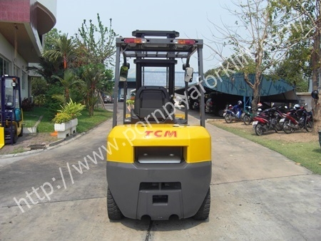 จำหน่ายรถ Forklift TCM FHD30T3A จำหน่ายรถ Forklift TCM FHD30T3A