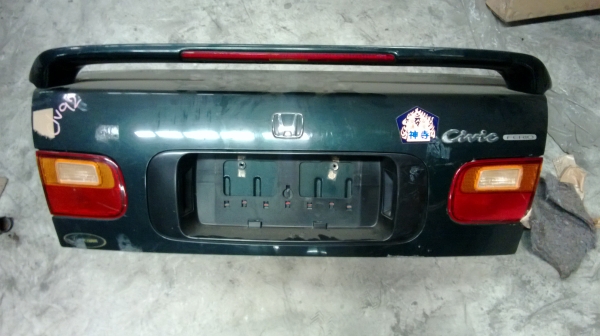 ฝาท้าย+สปอยเลอ CIVIC EG เตารีด แท้