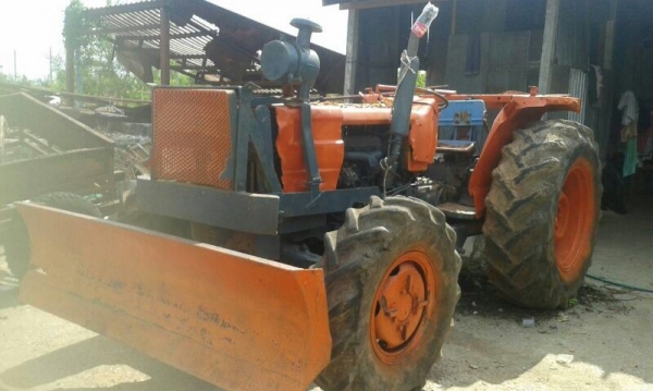 ขาย รถไถ โตโยต้า.  8030  ( ขายคู่ )  สนใจติดต่อ 081 - 6079515