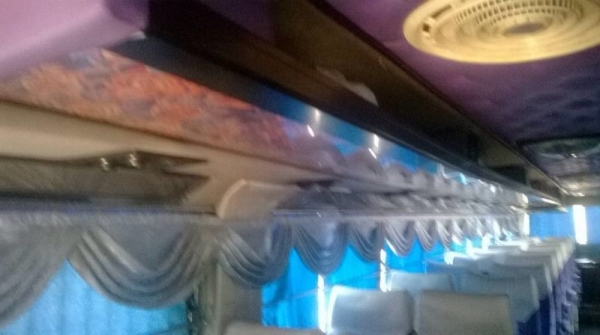 รถ ทัวร์เบนซ์  6 ล้อ 320 แรงม้า.  สนใจติดต่อ 081 - 6079515