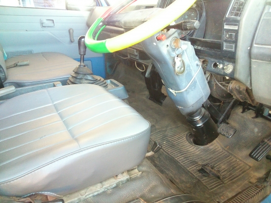 ISUZU  115 แรง  ปี36 สภาพพร้อมใช้งาน  เครื่องดี