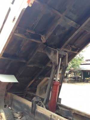 ดั้มพร้อมเครน3ตันหกล้อhino779รถแท้ห้างช่วงยาว5.50เมตรสภาพสวยแจ่มๆไม่มีทื่ติเล่มพร้อมชุดโอนครบ